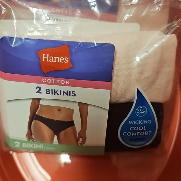 Nwt Hanes 2 Pairs women's Cotton Bikini Underwear - Black and Cream - Picture 1 of 5